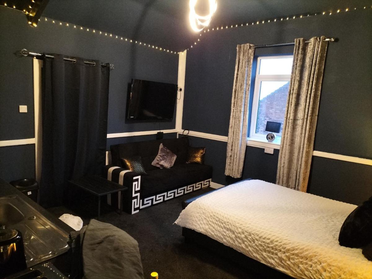 The New Accommodation Free Complementary Breakfast Tibshelf Exterior photo