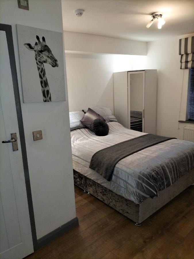 The New Accommodation Free Complementary Breakfast Tibshelf Exterior photo